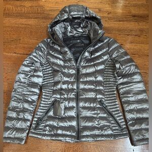 Calvin Klein Women's Metallic Silver Packable Puffer Jacket with Hood